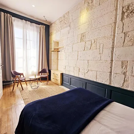 Meubles De L'Arsenal Coeur De Ville ! Angouleme Room photo