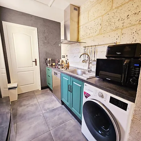 Meubles De L'Arsenal Coeur De Ville ! Angouleme Room photo