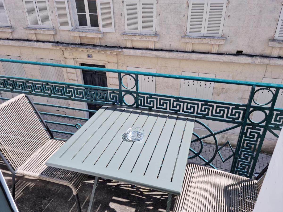 Meubles De L'arsenal Coeur De ! Apartment *