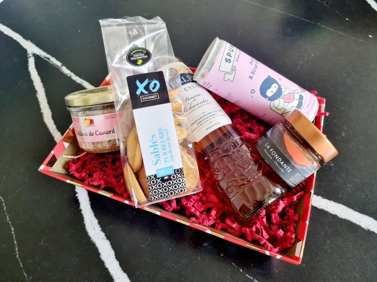 Meubles De L'arsenal Coeur De ! *