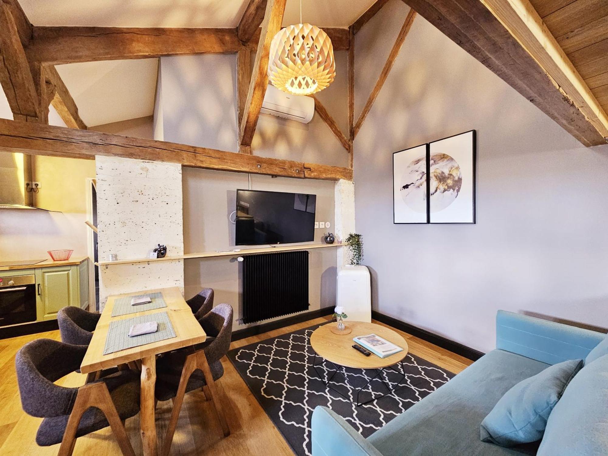 Meubles De L'arsenal Coeur De ! Apartment