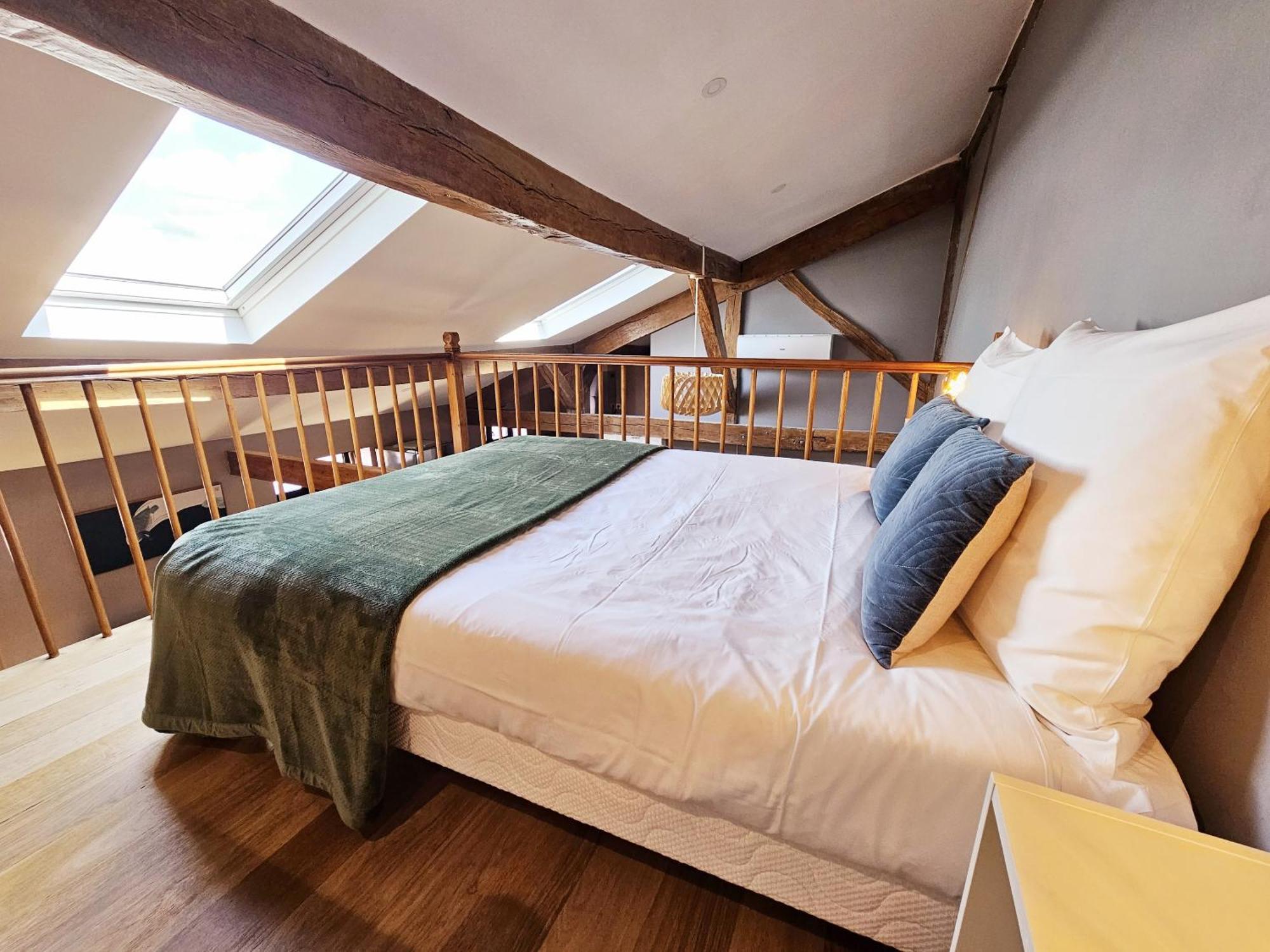 Apartment Meubles De L'arsenal Coeur De ! *
