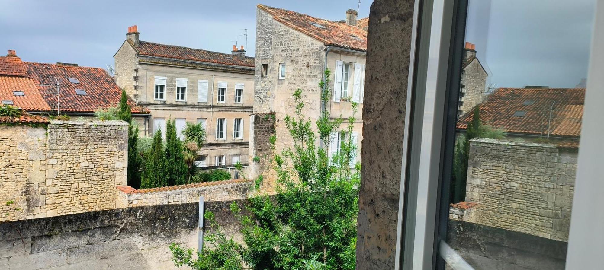 - Meubles De Beaulieu Coeur De - Apartment