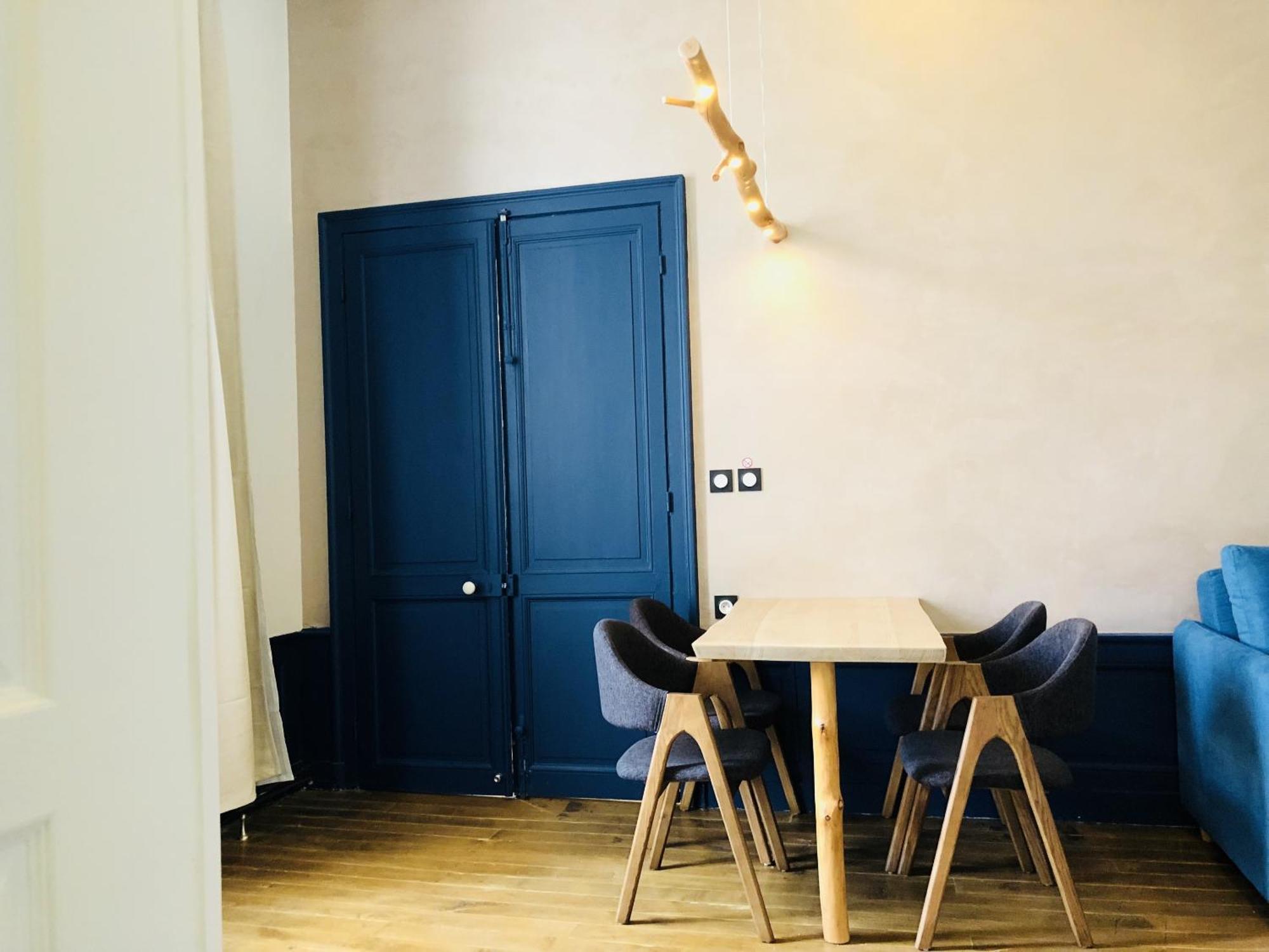 Meubles De L'arsenal Coeur De ! Apartment *