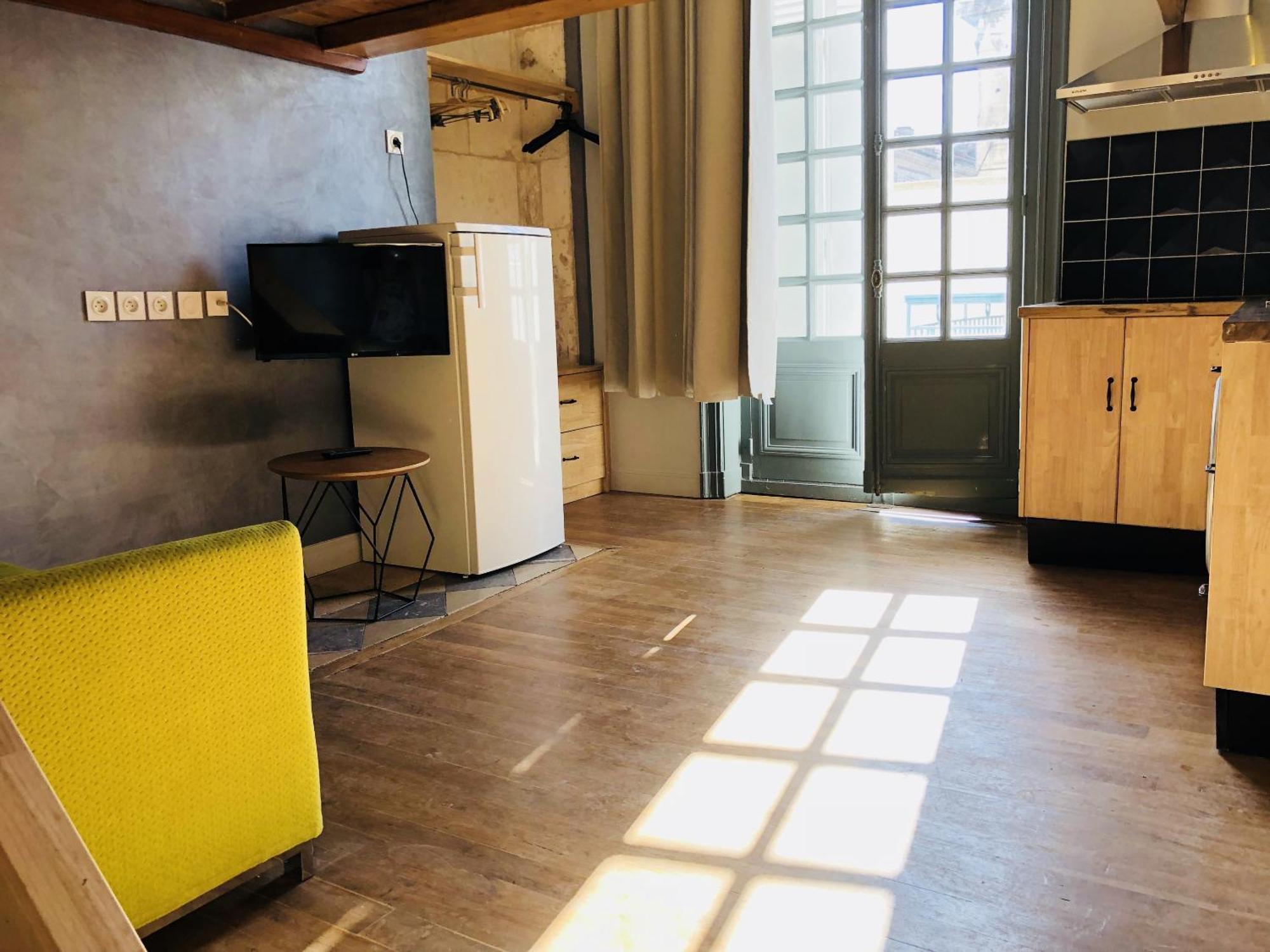 Apartment Meubles De L'arsenal Coeur De ! *
